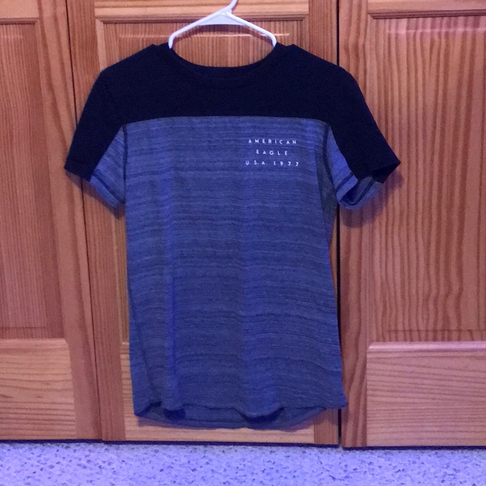 American eagle men’s shirt